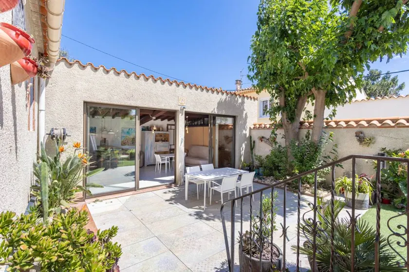 Ferienhaus mit Grill, Terrasse und Garten | Gartenblick - Image 1