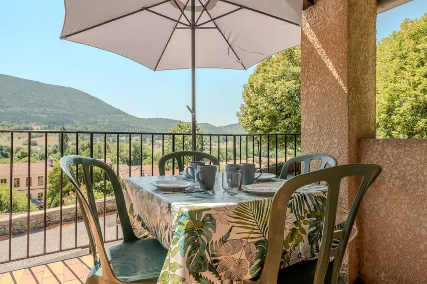Pleasant house with terrace | Mountain view | Perfect for remote work | Pets are welcome - Image 1