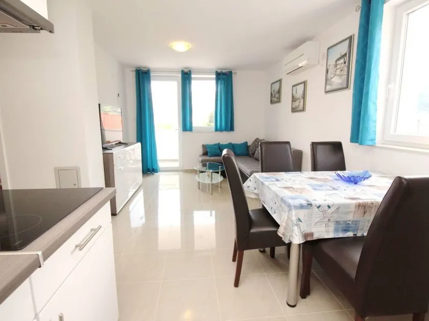 Wohnung in Baška mit Eigenem Balkon - Image 1