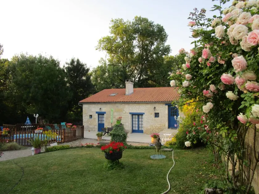 Charming holiday home with garden, private pool & terrace | Garden view | Pets are welcome - Image 1
