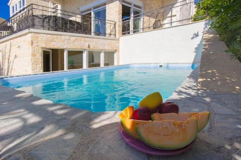 Villa with terrace, private pool & BBQ | Nature view - Image 1