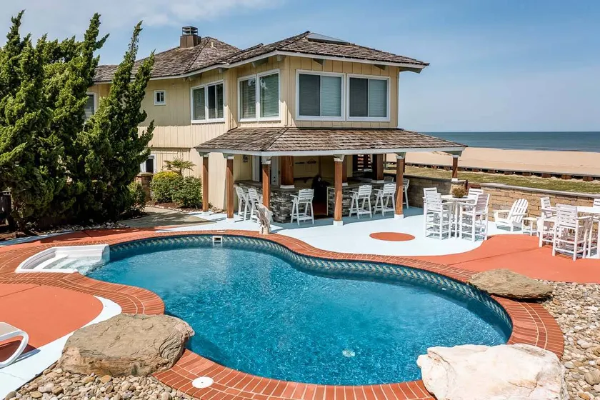 Hawaiian Palace | Oceanfront | Private Pool, Hot Tub - Image 1