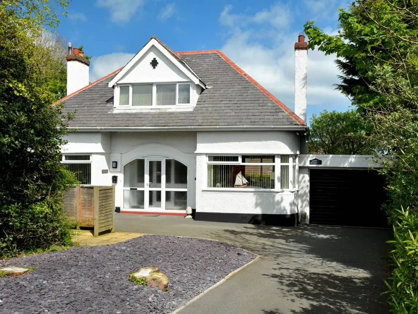 Family-friendly charming cottage with garden | Beach nearby | Pets allowed - Image 1