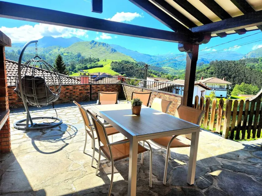 Chalet with terrace & BBQ | Panoramic view - Image 1