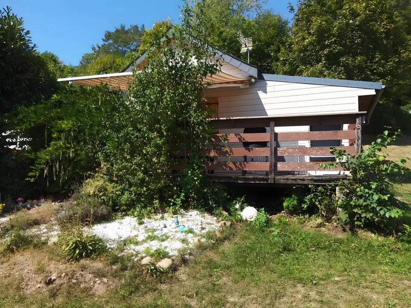 Holiday home with BBQ, terrace & garden | Mountain view - Image 1