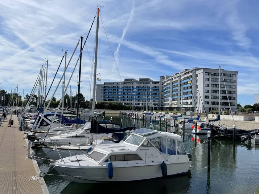 Flat | Close to the beach - Image 1