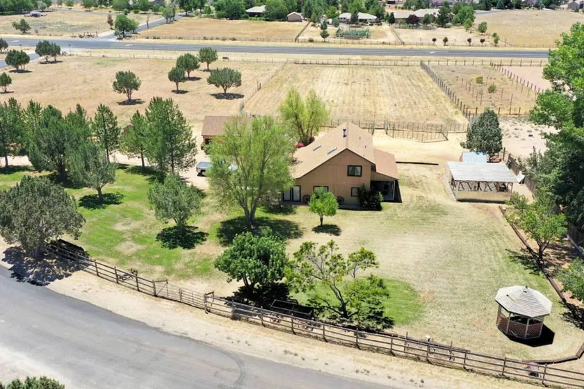 Desert Ranch Retreat on 2.67 Acres - Image 1