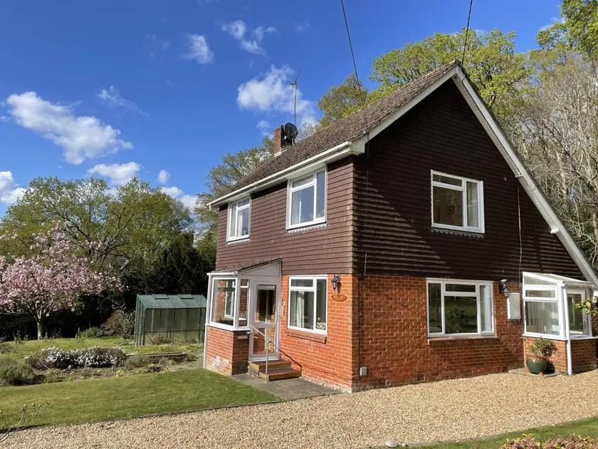 Family-friendly pleasant cottage with garden | Pet-friendly - Image 1