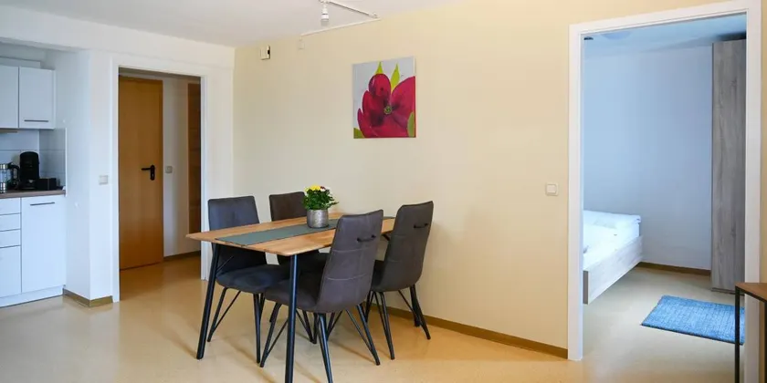 Flat | Garden view - Image 1