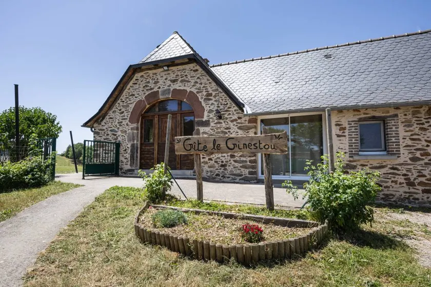 Holiday home with garden, terrace & barbeque | Garden view - Image 1