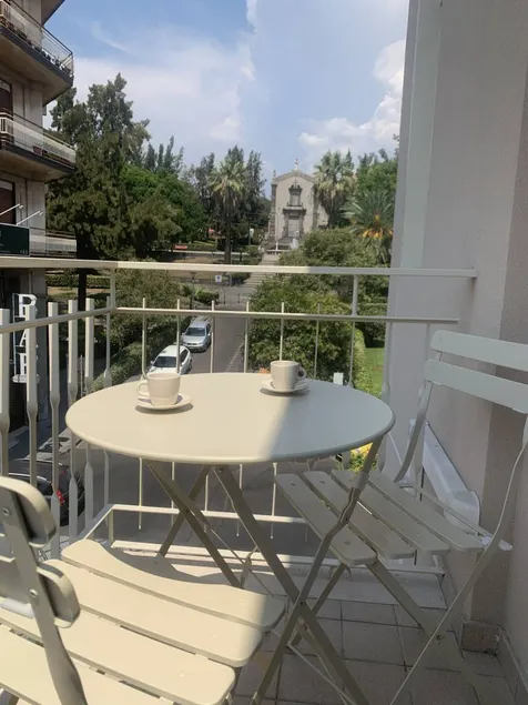 Charmante Ferienwohnung mit Grill und Terrasse | Stadtblick - Image 1