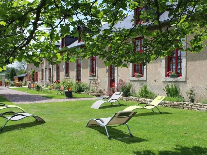 Bed & breakfast with BBQ - Image 1