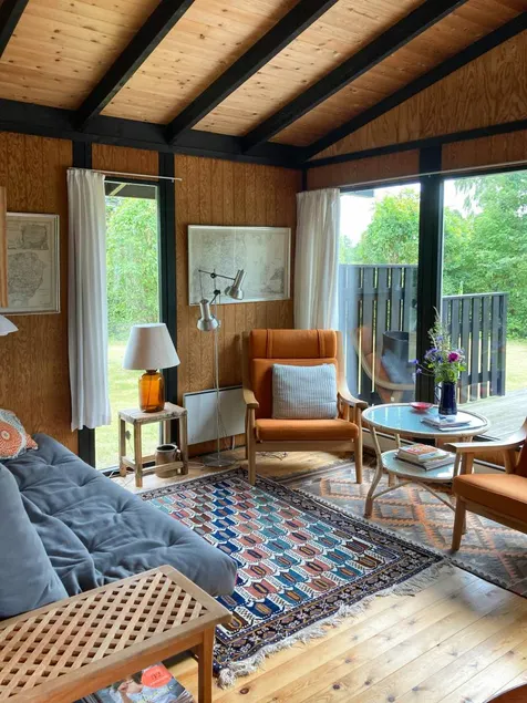 Child-friendly holiday home with terrace, barbecue & garden - Image 1