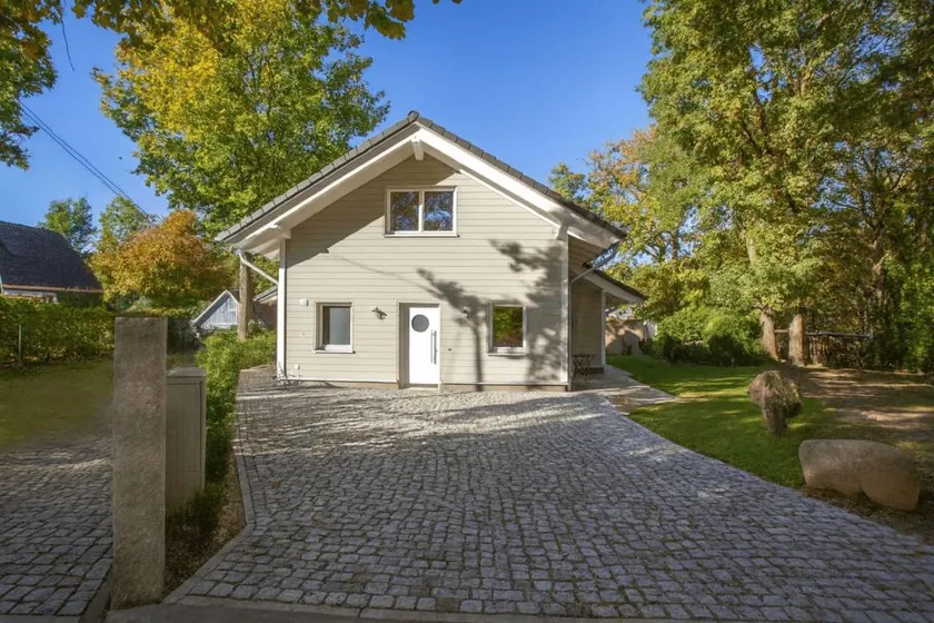 Ferienhaus „Zum Hafen 21“ in Zislow zwischen Wald und See - Image 1