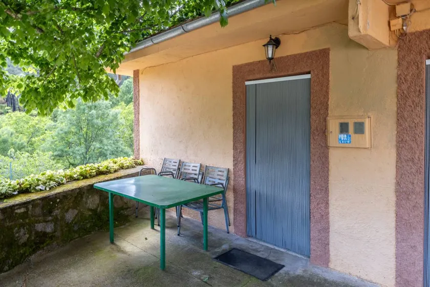Bellissima casa con barbecue e giardino | Vista sulla montagna | Accetta animali domestici - Image 1