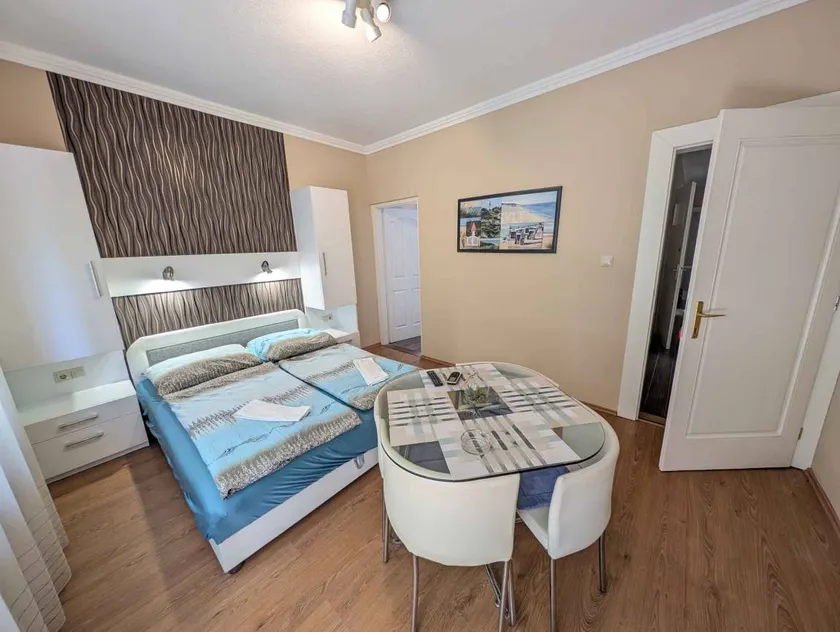 Holiday apartment with 2 rooms for 4 persons - Image 1