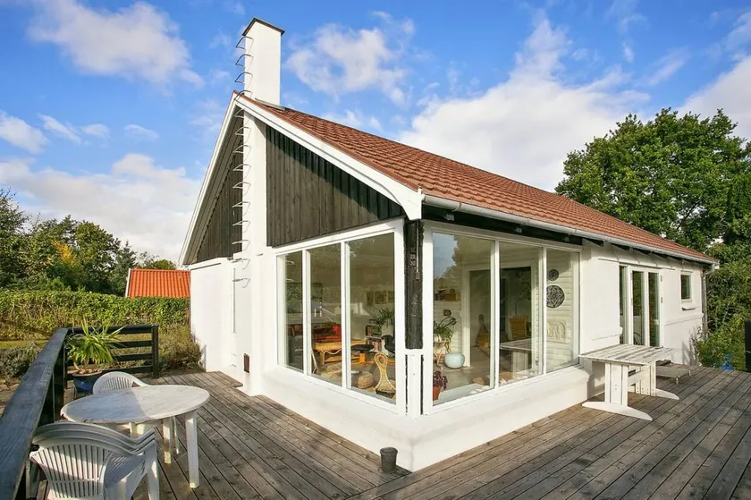 House with terrace, garden & barbecue | Sea view - Image 1