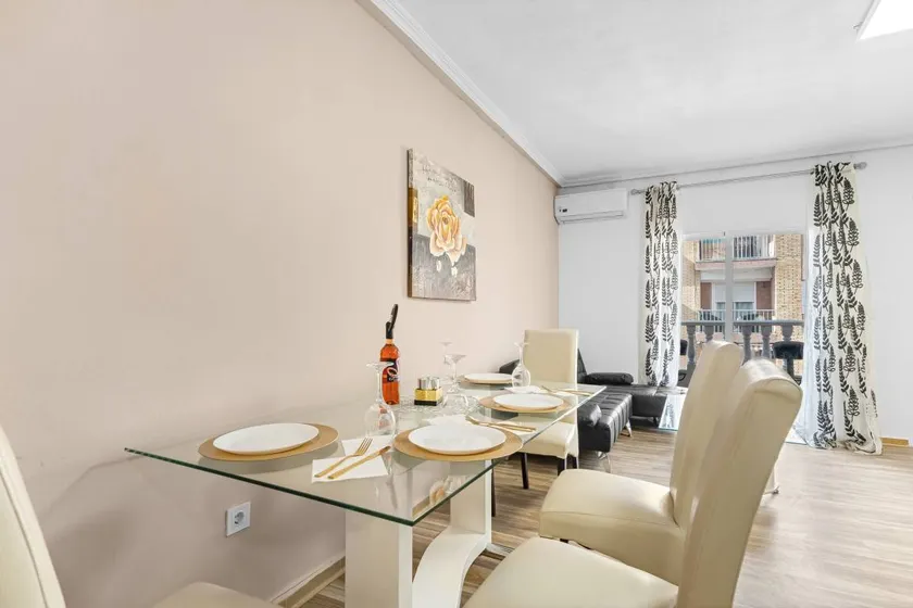 Fully equipped beautiful holiday apartment with terrace | Sea view | Beach nearby - Image 1