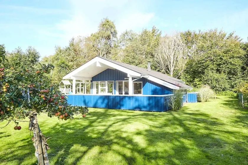 House with jacuzzi, sauna & terrace - Image 1