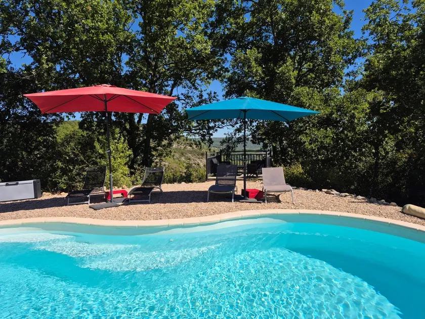 Casa vacacional con jardín, barbacoa y piscina | Vistas al jardín - Image 1
