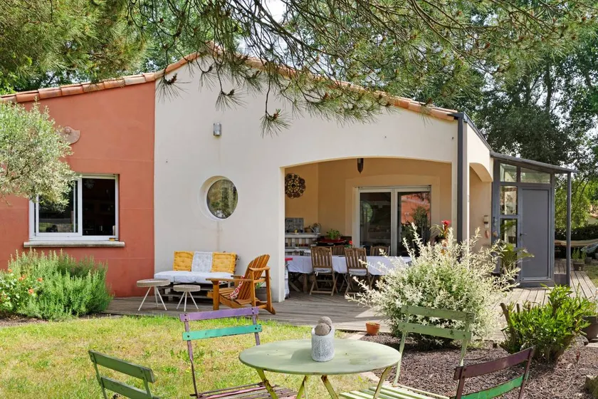 Bed and breakfast with terrace & garden | Garden view | Suitable for remote work - Image 1