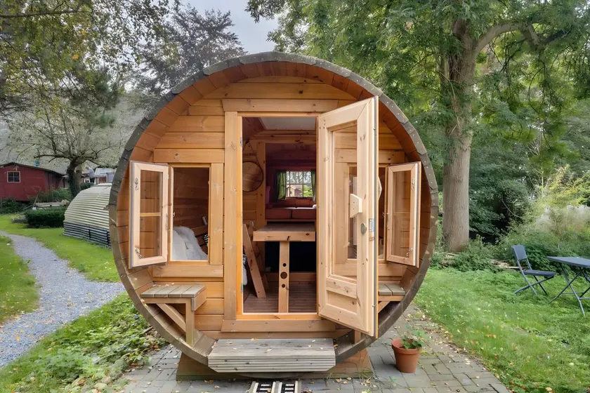 Glamping “The Barrel De Olle Uhlhoff” with Shared Terrace, Garden & Wi-Fi - Image 1