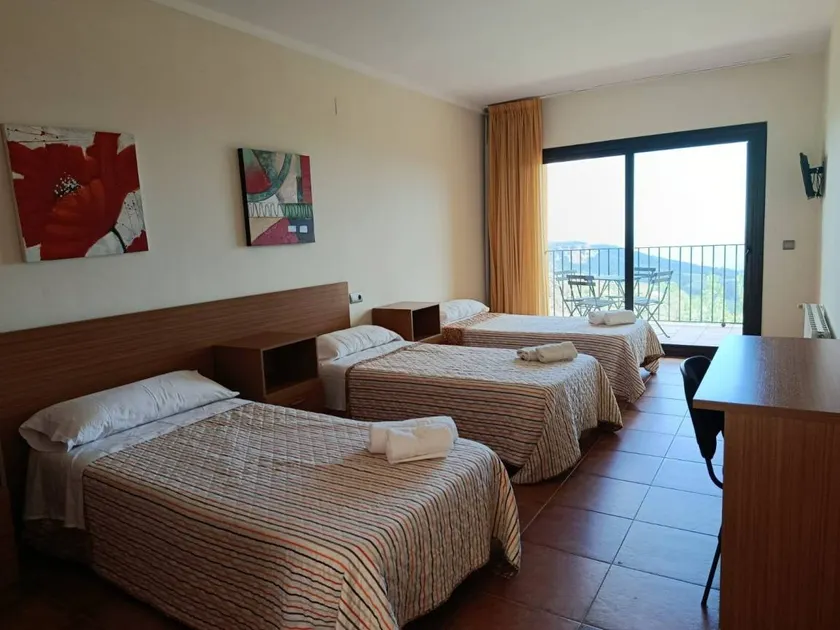 Room 'Habitació Avellaner' with Sea View, Balcony and Wi-Fi - Image 1