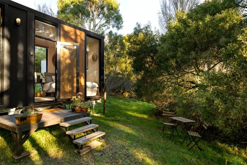 Beautifully Design Tiny House in Daylesford, Victoria - Image 1