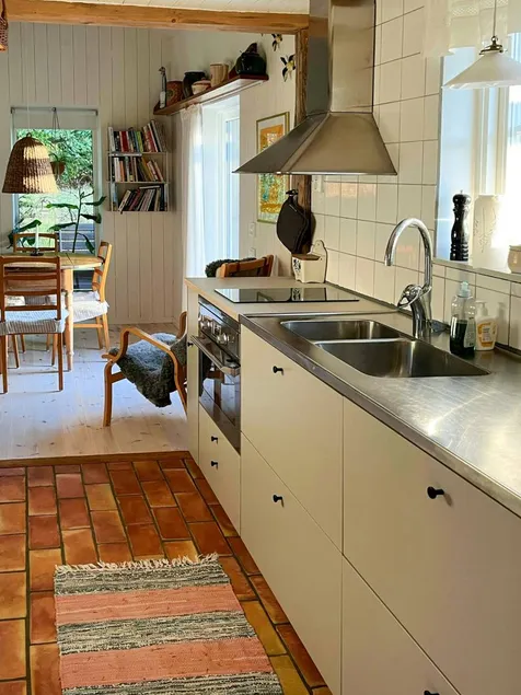 Child-friendly house with barbeque, garden & terrace - Image 1