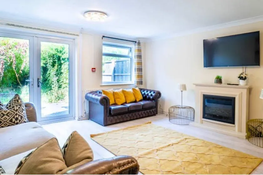 Child-friendly lovely house - Image 1