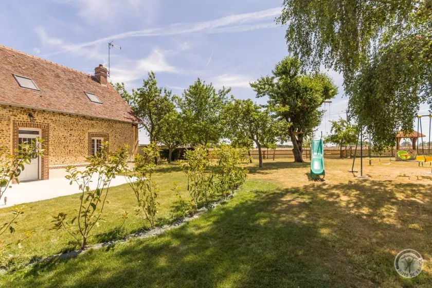 Gite with terrace, garden & barbecue - Image 1