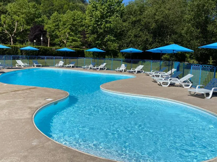 Chalet con piscina e terrazza | Vista sulla montagna | Accetta animali domestici - Image 1