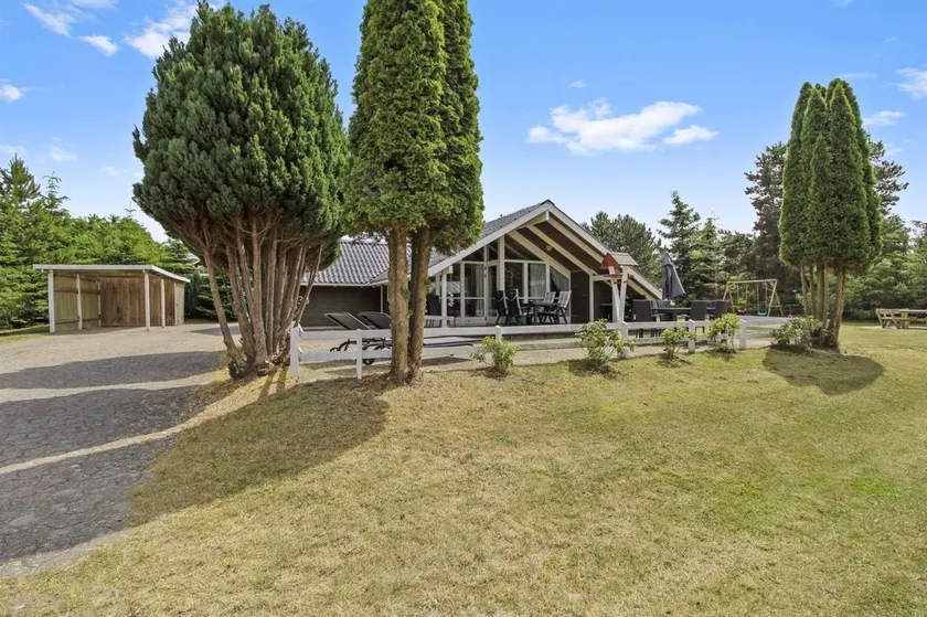 House with sauna, terrace & barbeque - Image 1