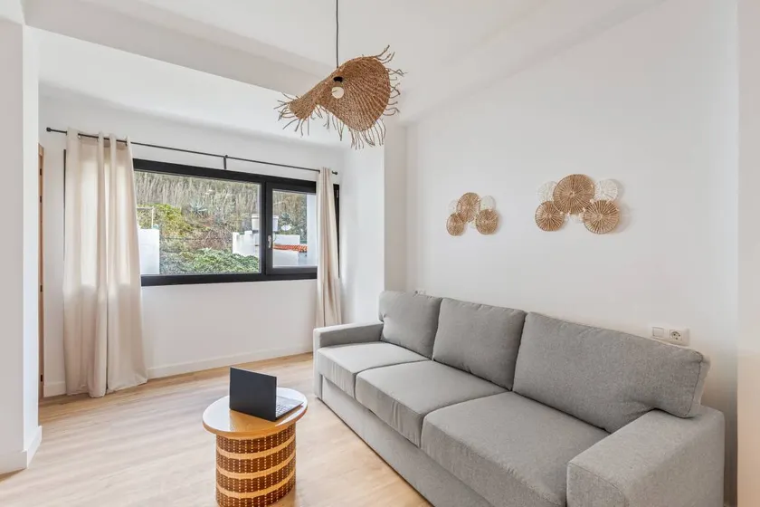 Vacation Apartment '6' with Mountain View, Shared Terrace and Garden - Image 1
