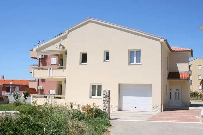 Studio flat with terrace Novalja, Pag (AS-3294-a) - Image 1