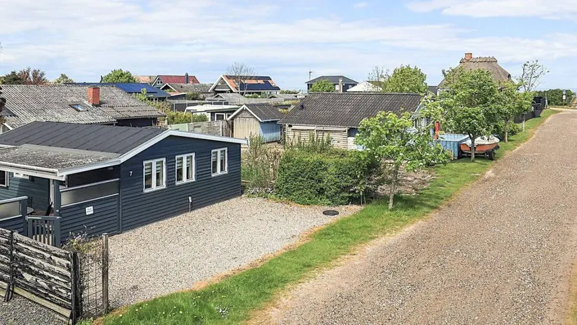 Pleasant holiday home with garden & terrace | Pets are welcome - Image 1