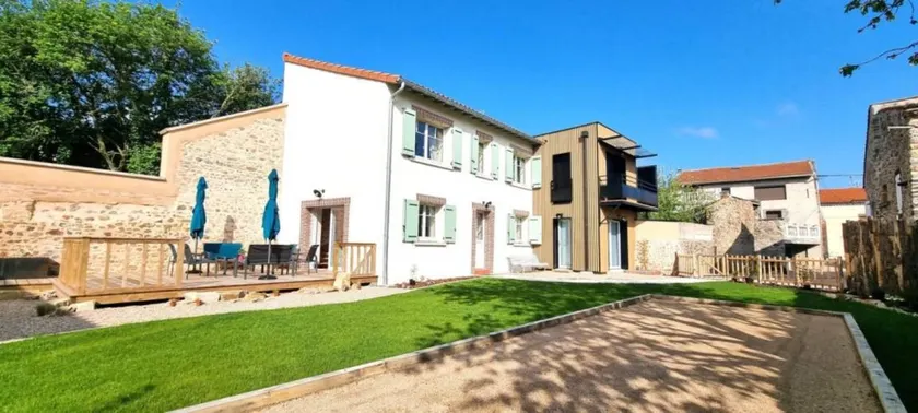 Holiday home with terrace, barbeque & garden | Garden view - Image 1