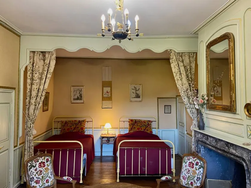 Bed & breakfast with terrace & garden | Mountain view - Image 1