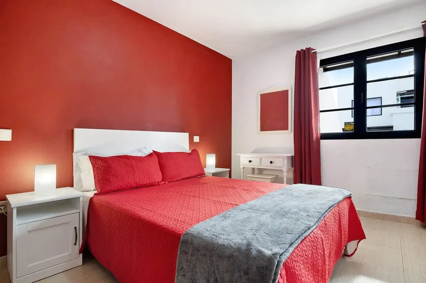 Fully equipped pleasant house with terrace | Beach nearby - Image 1