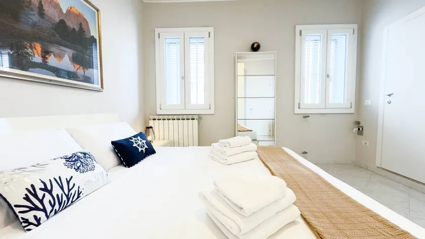 Apartment | Sea view - Image 1