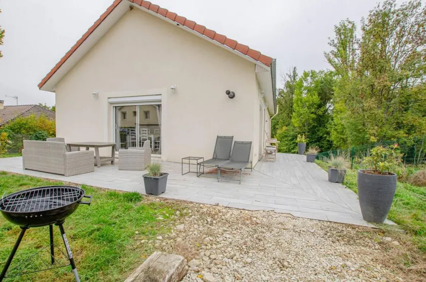 Agréable gîte avec barbecue, terrasse et jardin | Avec animaux autorisés - Image 1