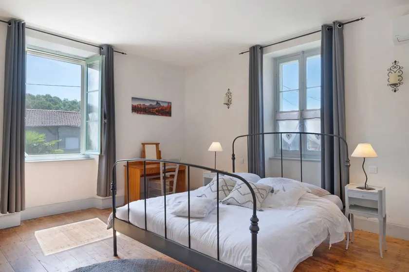 Bed and breakfast avec jardin et terrasse - Image 1