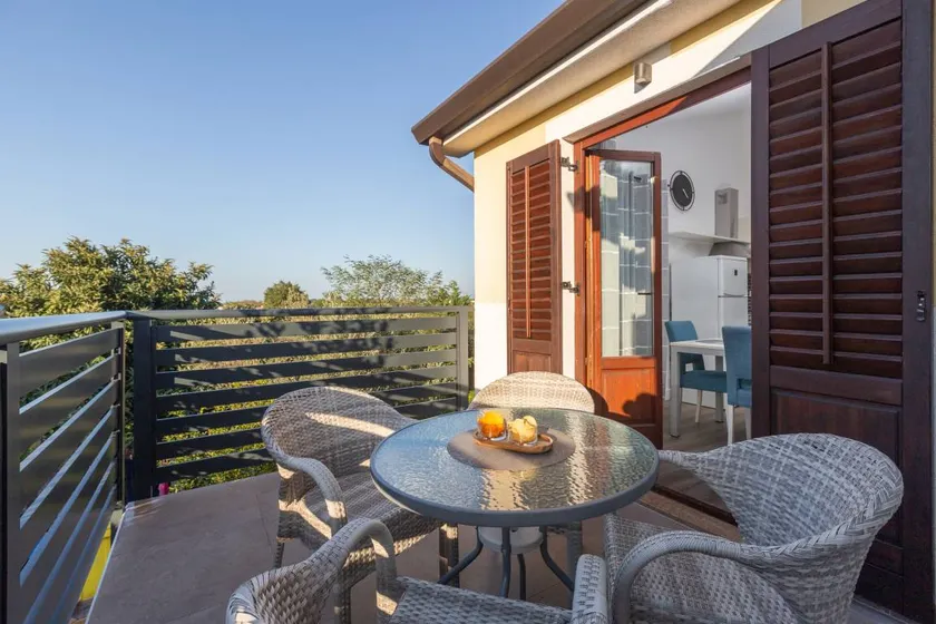 Apartment mit Terrasse, Garten und Grill - Image 1