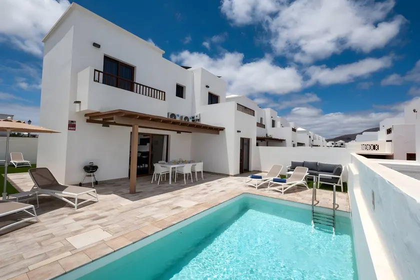 Vacation Villa 'Ancoa' with Private Pool, Wi-Fi and Air Conditioning - Image 1