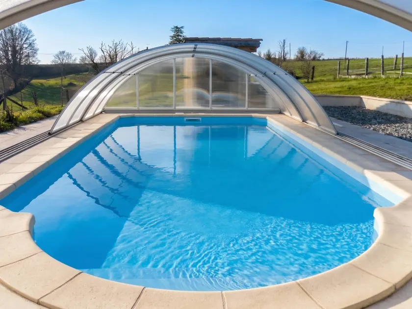 Incantevole casa totalmente attrezzata con piscina, giardino e terrazza | Vista sul giardino - Image 1