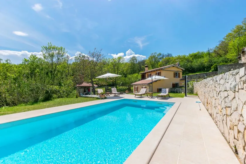 House with private pool, hot tub & garden | Garden view - Image 1