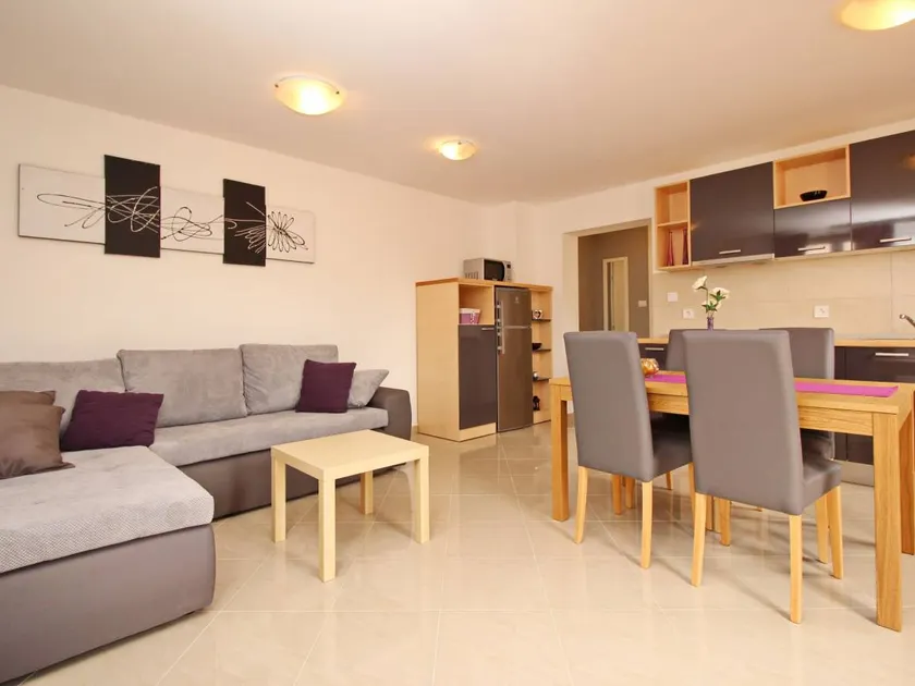 Nice holiday apartment with pool, terrace & barbeque | Next to the beach - Image 1