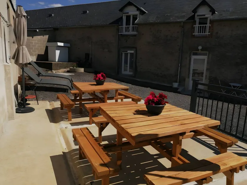 Cottage with terrace & BBQ - Image 1