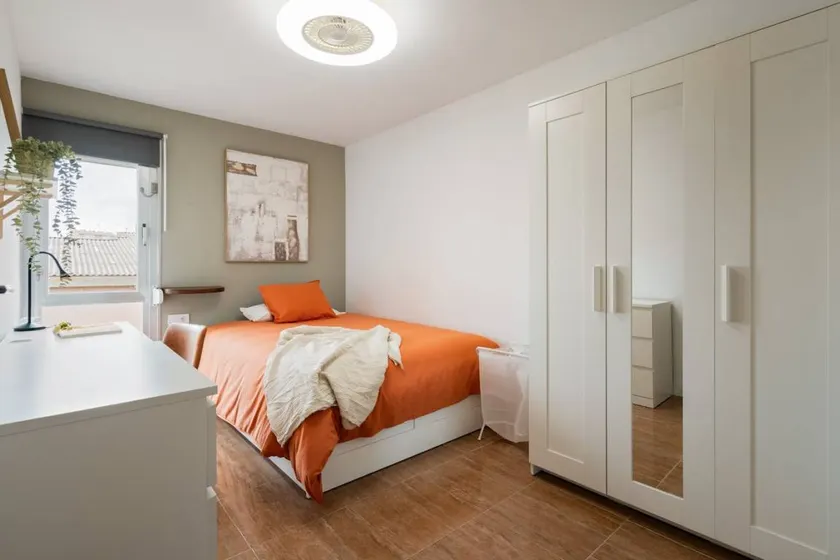Carrer d'Ovidi, Sabadell - Image 1