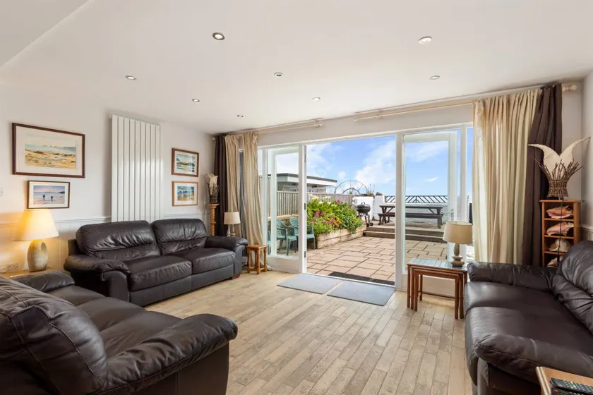 Maison avec jardin, barbecue et terrasse | Vue panoramique - Image 1